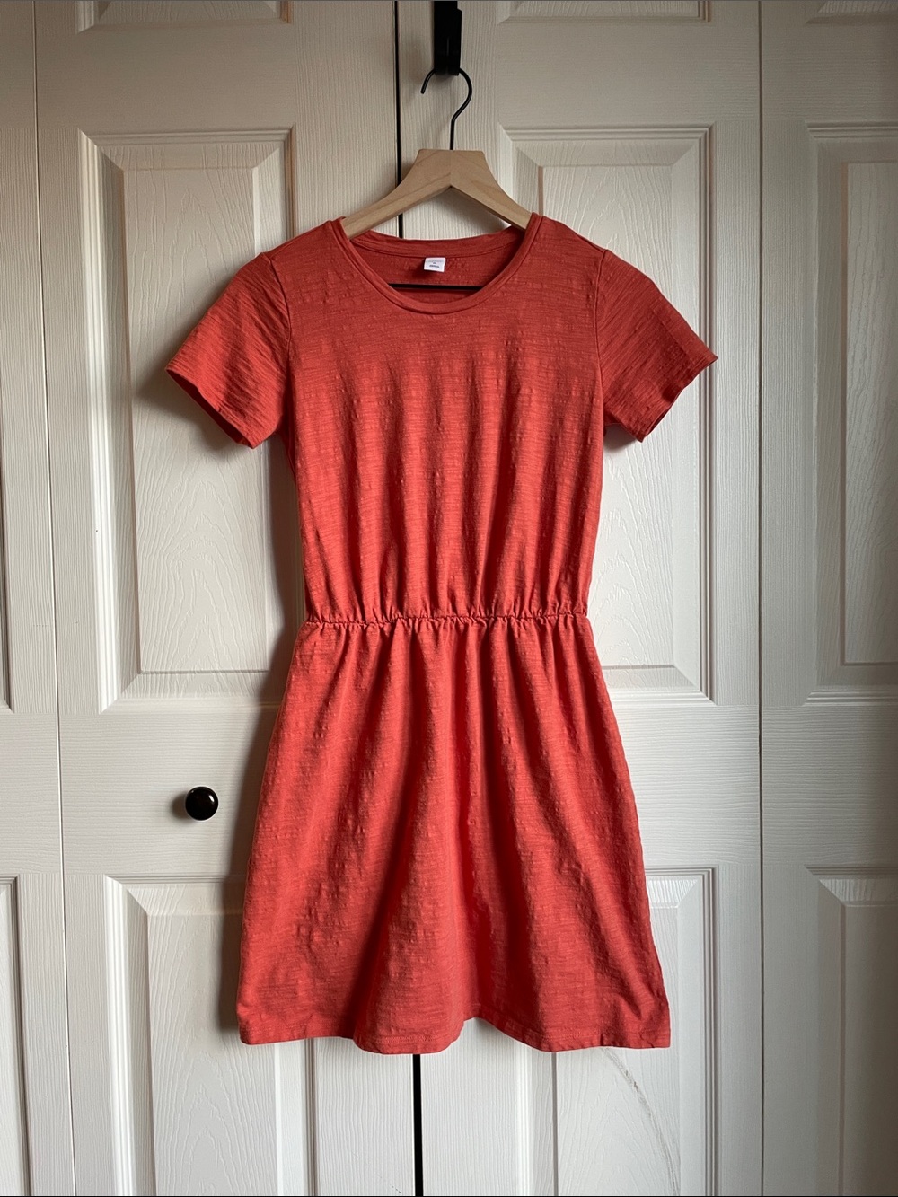 Old Navy Women's Short Sleeve Casual Dress in Coral Red